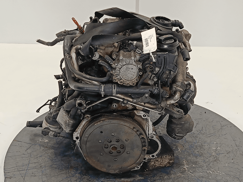 Двигатель к Audi A4 B7 (04-09)