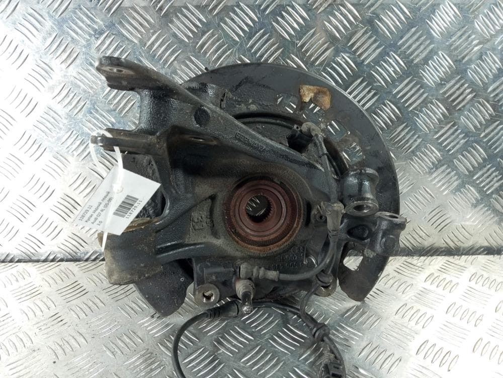 Кулак задний левый к Audi Q7 4L (05-09)