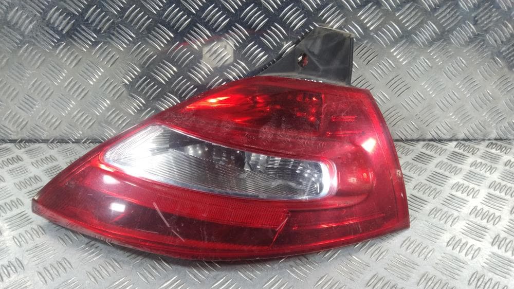 Фонарь задний правый к Renault Megane 2 Рестайлинг (06-09)
