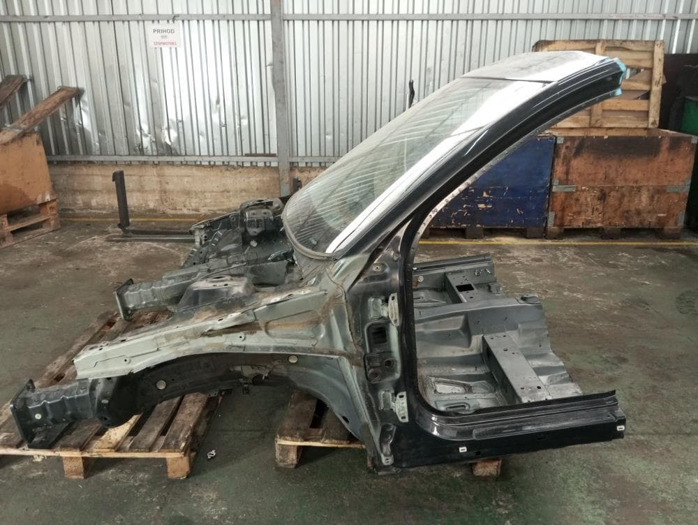 Стекло лобовое к Volvo V70 3 (07-13)
