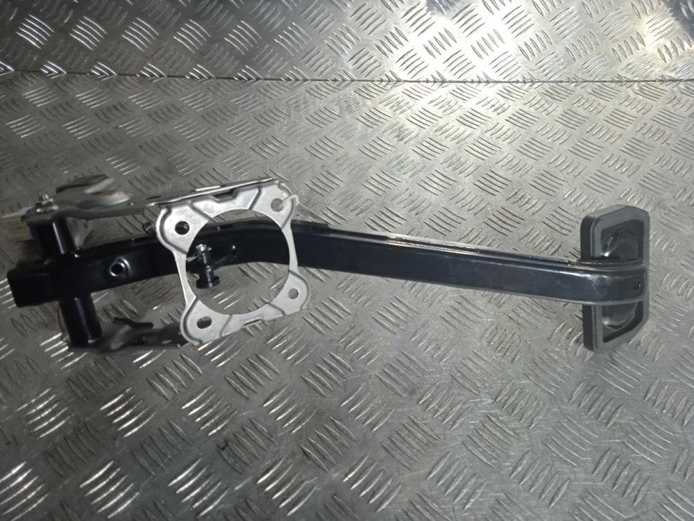 Педаль тормоза к Tesla Model X (15-21)