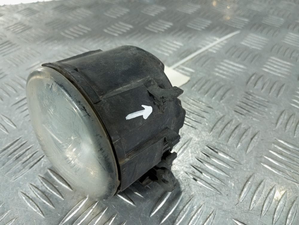 Фара противотуманная левая к Renault Scenic 2 (03-06)