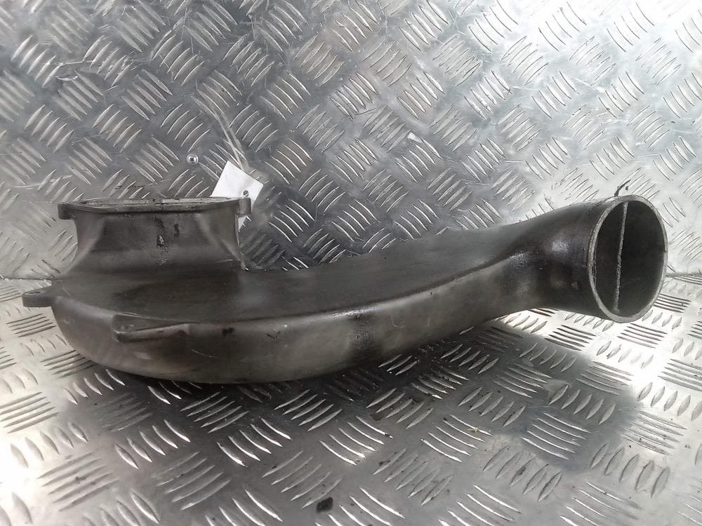 Гофра инжектора к Audi A8 D2/4D Рестайлинг (99-02)