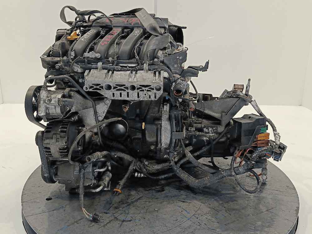 Двигатель к Renault Laguna 2 (01-05)