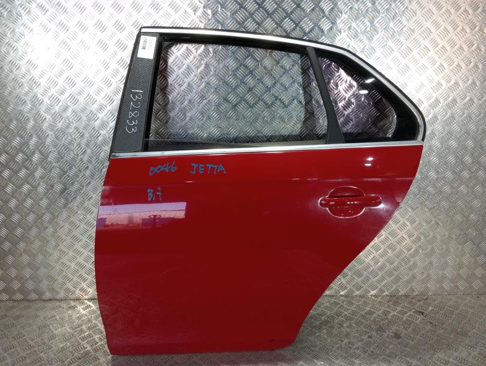 Дверь задняя левая к Volkswagen Jetta 5 (05-11)