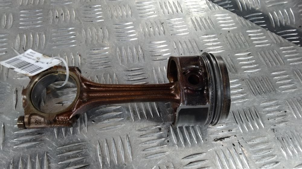Поршень к Volkswagen Golf 4 (97-06)