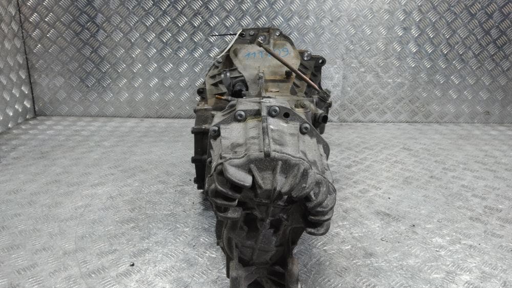 КПП механическая (МКПП) к Audi A6 C6/4F (04-08)