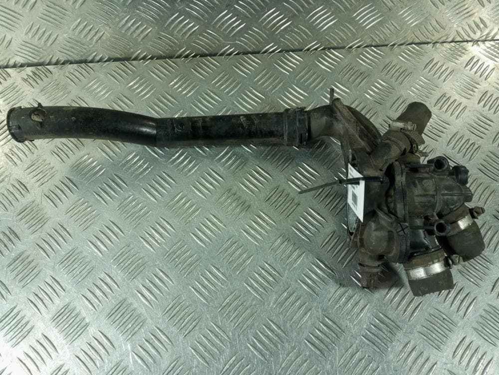 Корпус термостата к Peugeot 308 1 (07-11)