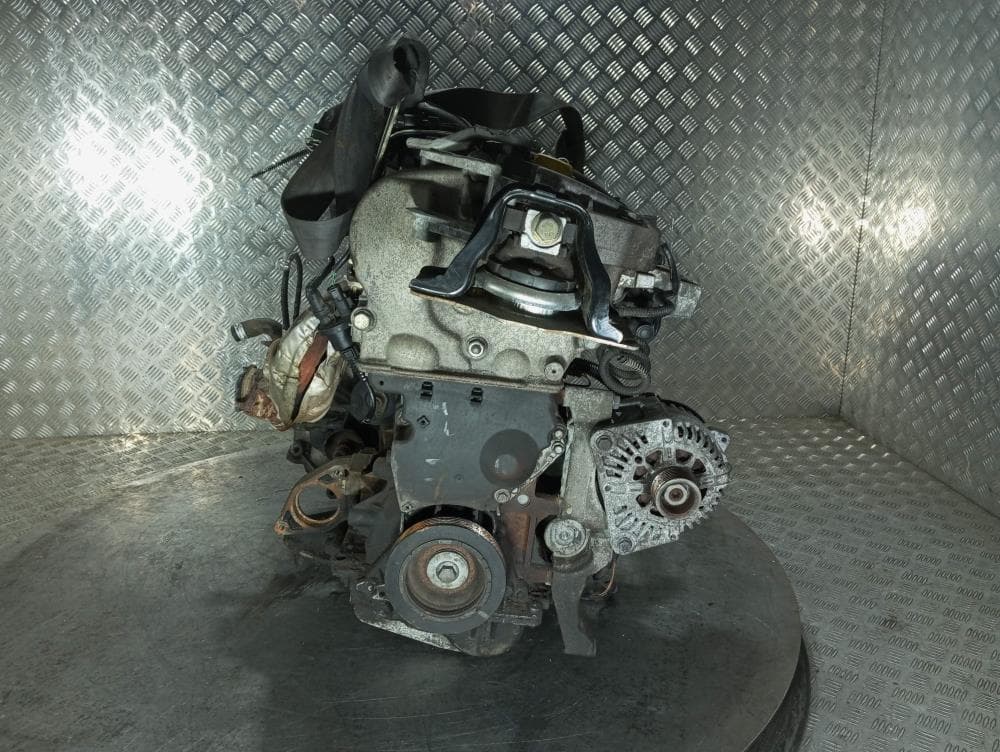 Двигатель к Renault Megane 2 (02-06)