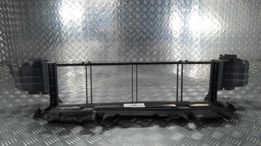 Дефлектор радиатора к Mercedes E Class W212/S212/C207/A207 Рестайлинг (13-16)