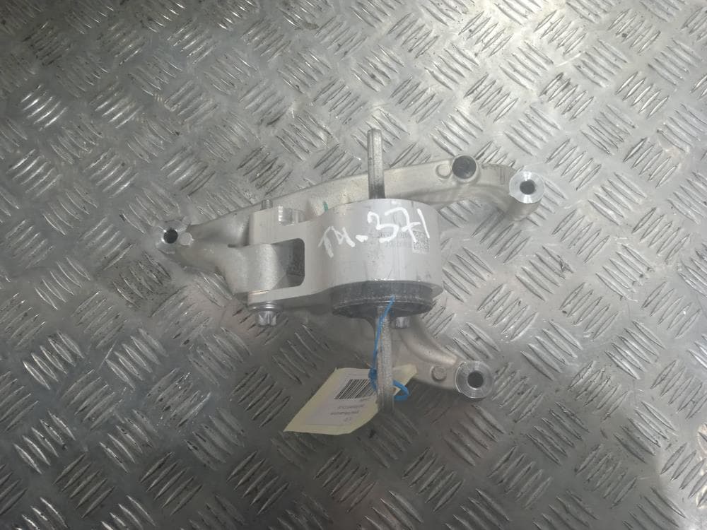 Кронштейн двигателя к Tesla Model X (15-21)