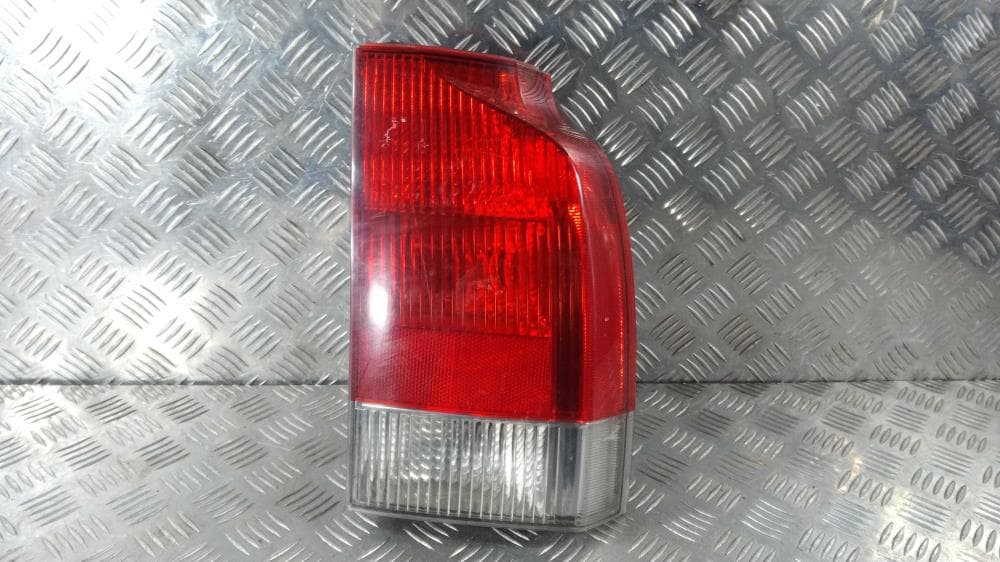 Фонарь задний правый к Volvo XC70 2 (00-05)