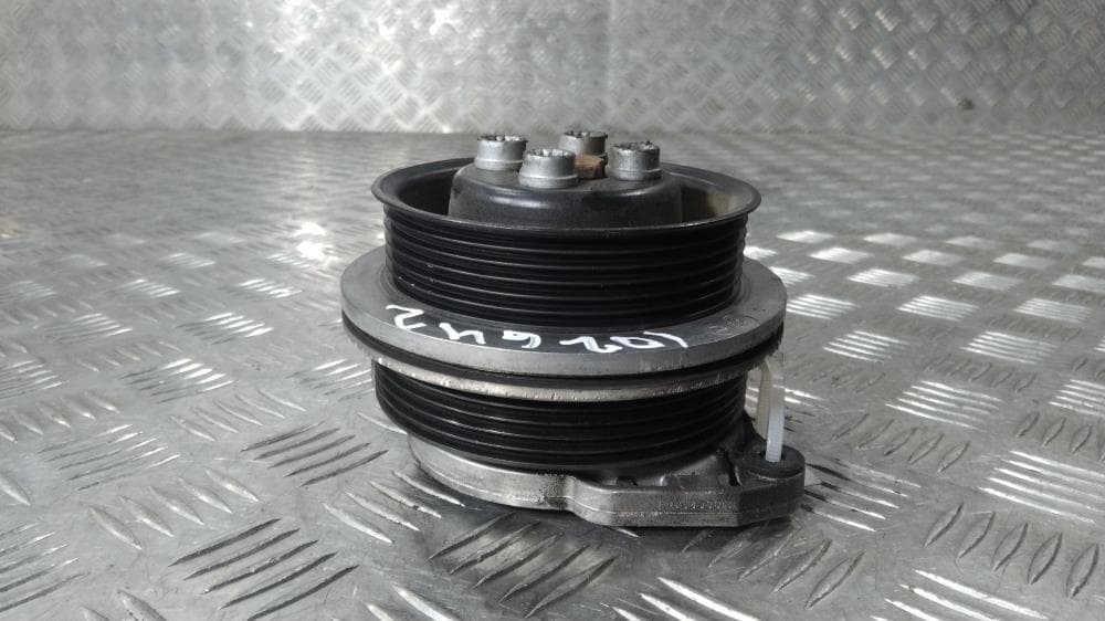 Помпа к Volkswagen Golf 6 (08-15)