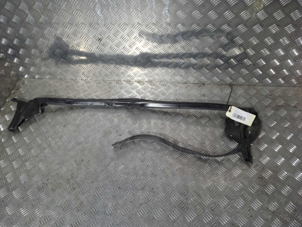 Уплотнитель к Tesla Model X (15-21)