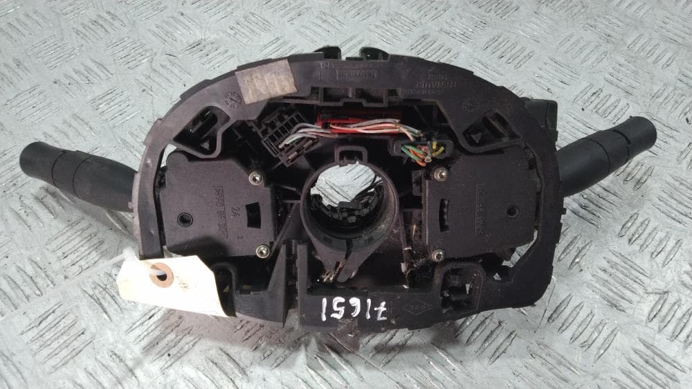 Переключатель подрулевой (стрекоза) к Renault Megane 2 (02-06)