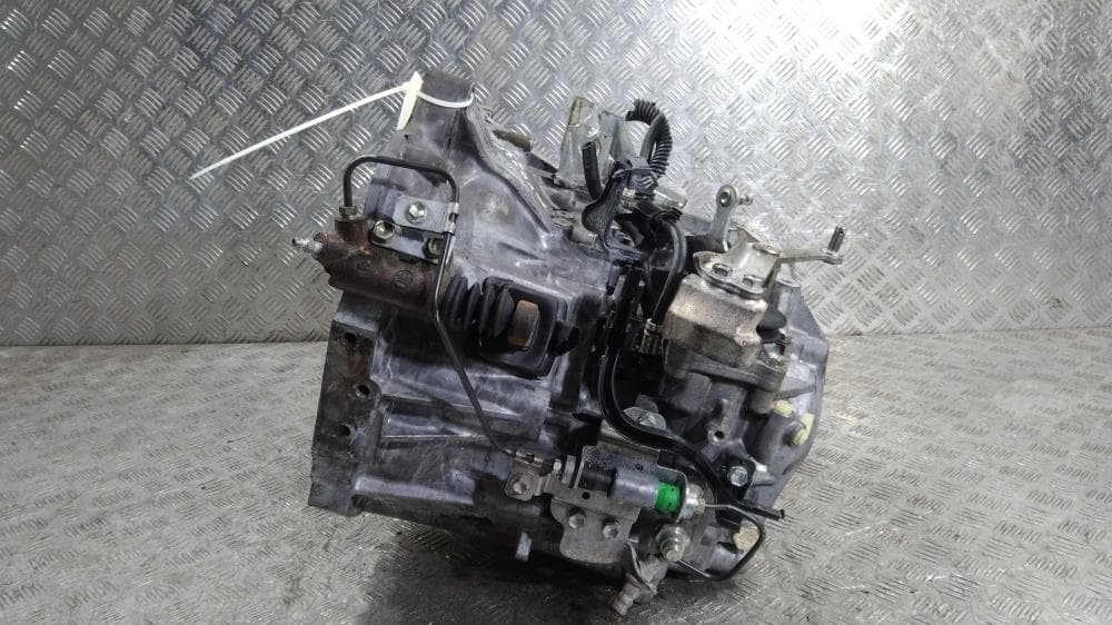 КПП механическая (МКПП) к Toyota Avensis 2 Рестайлинг (06-09)