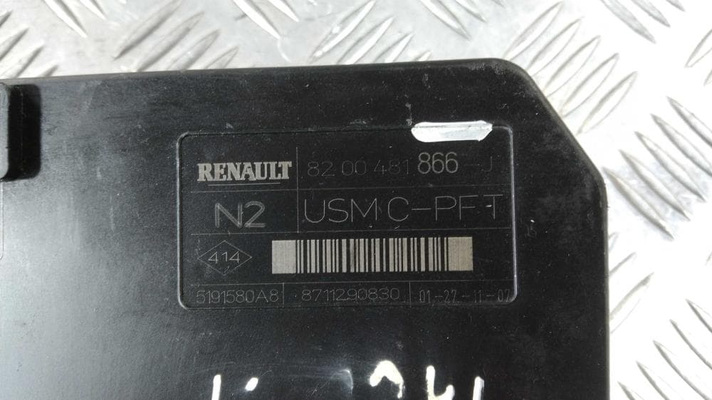 Блок комфорта к Renault Megane 2 (02-06)