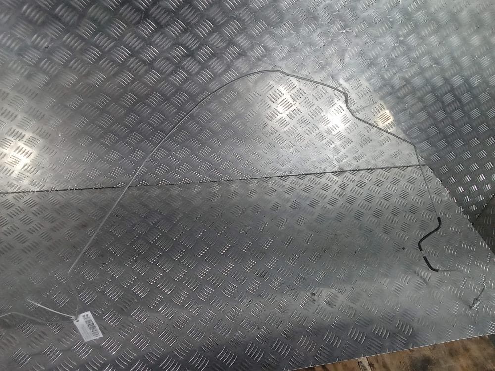 Трубка тормозная к Tesla Model 3 (17-21)
