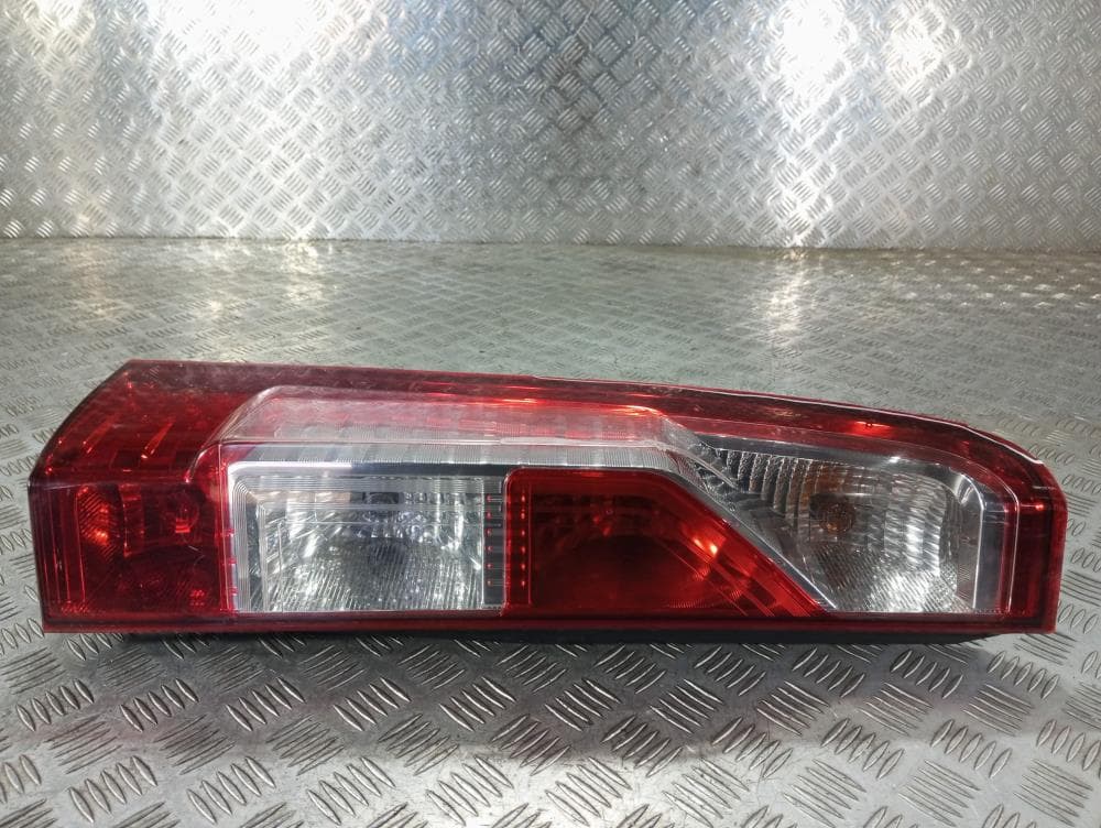 Фонарь задний левый к Renault Master 3 (10-14)