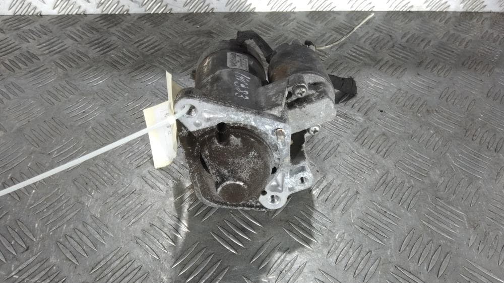 Стартер к Renault Megane 2 (02-06)