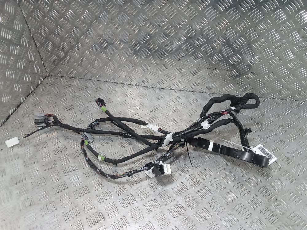 Проводка двери к Tesla Model X (15-21)