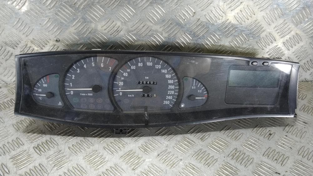Щиток приборов (приборная панель) к Opel Omega B Рестайлинг (99-04)