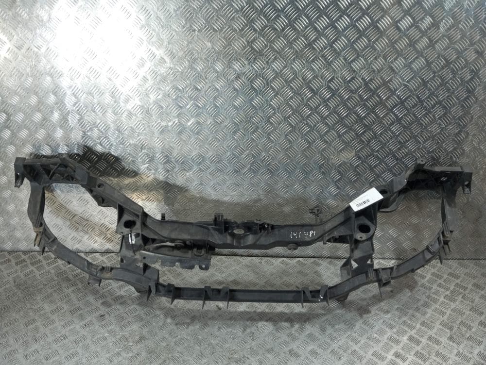 Передняя панель крепления облицовки (телевизор) к Ford C-Max 1 (03-07)