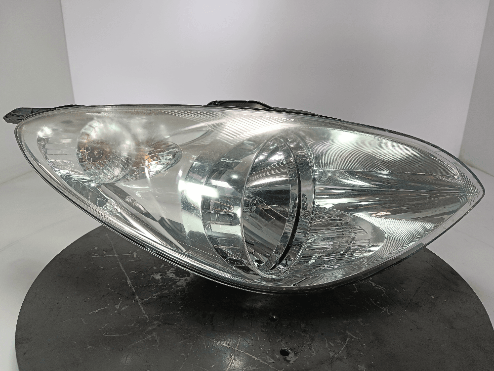 Фара правая к Hyundai i20 1 (08-12)