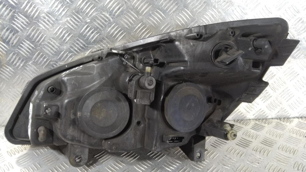 Фара правая к Renault Scenic 2 (03-06)