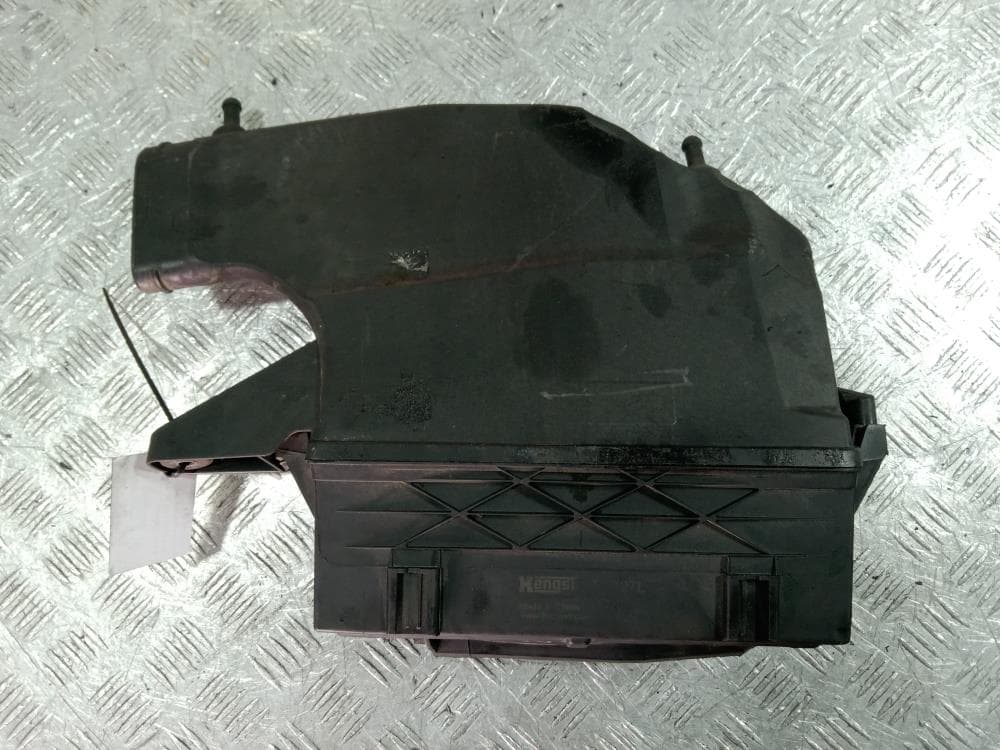 Корпус воздушного фильтра к Mercedes E Class W212/S212/C207/A207 Рестайлинг (13-16)