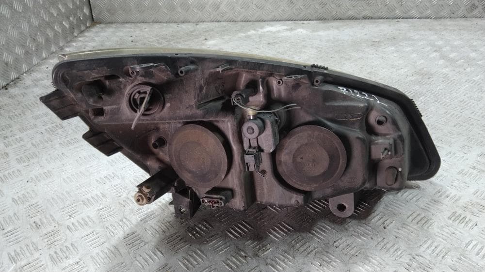 Фара левая к Renault Scenic 2 (03-06)