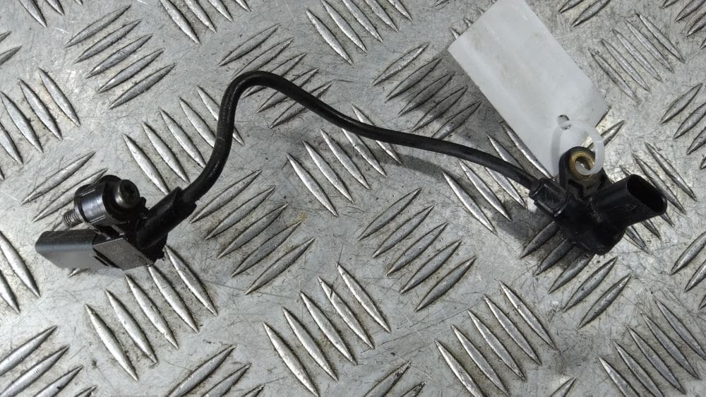 Датчик коленвала к BMW 5 F10/F11/F07 (09-13)