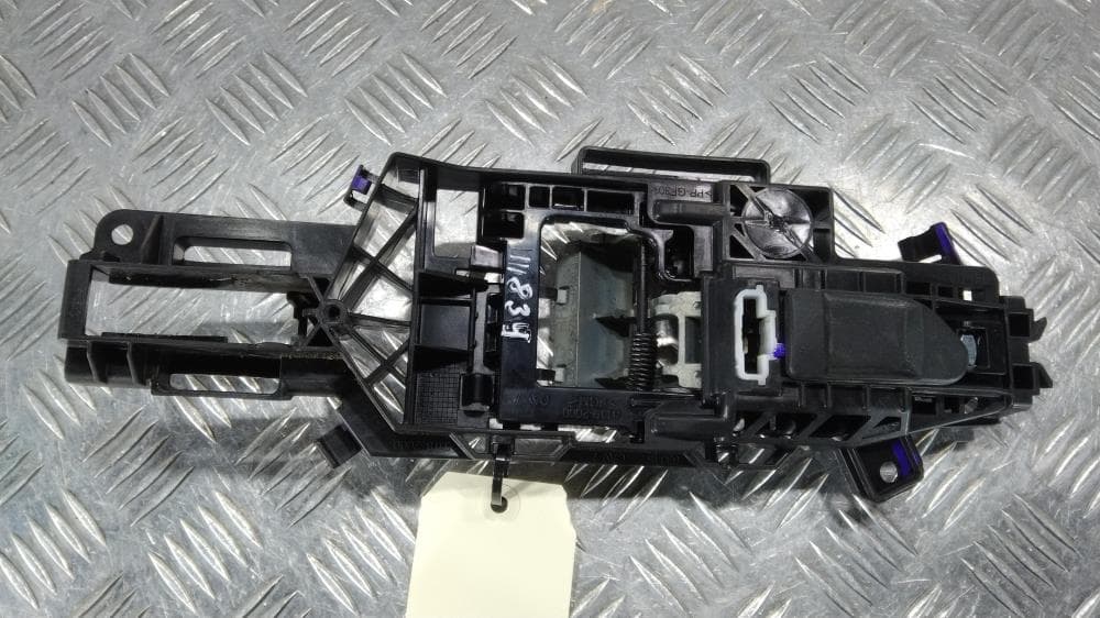 Кронштейн ручки двери к Jeep Grand Cherokee WL (21-24)