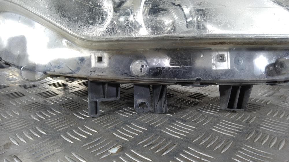 Фара правая к Renault Laguna 3 (07-11)