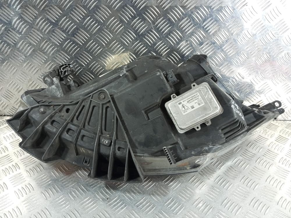 Фара правая к Citroen C4 Picasso 1 (06-13)