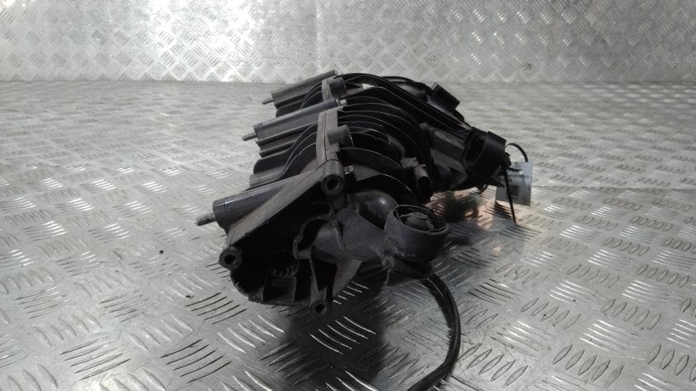 Коллектор впускной к BMW 3 E90/E91/E92/E93 Рестайлинг (08-14)