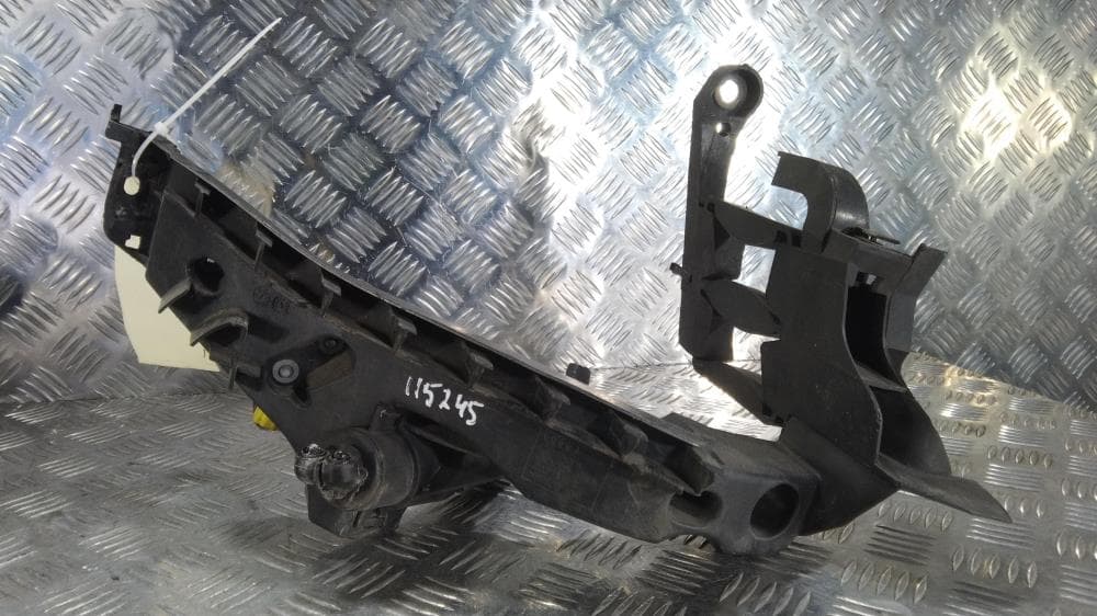 Крепление фары правой к Audi A4 B8/8K (07-11)