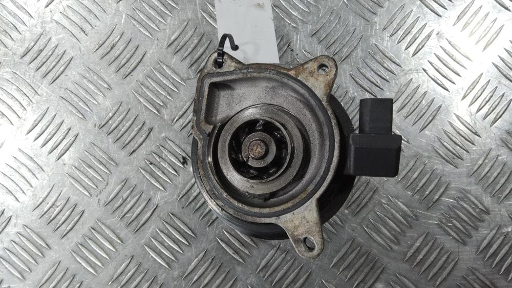 Помпа к Volkswagen Golf 6 (08-15)