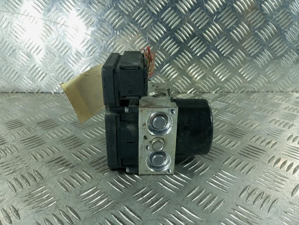 Блок ABS к BMW 1 F20/F21 (11-15)