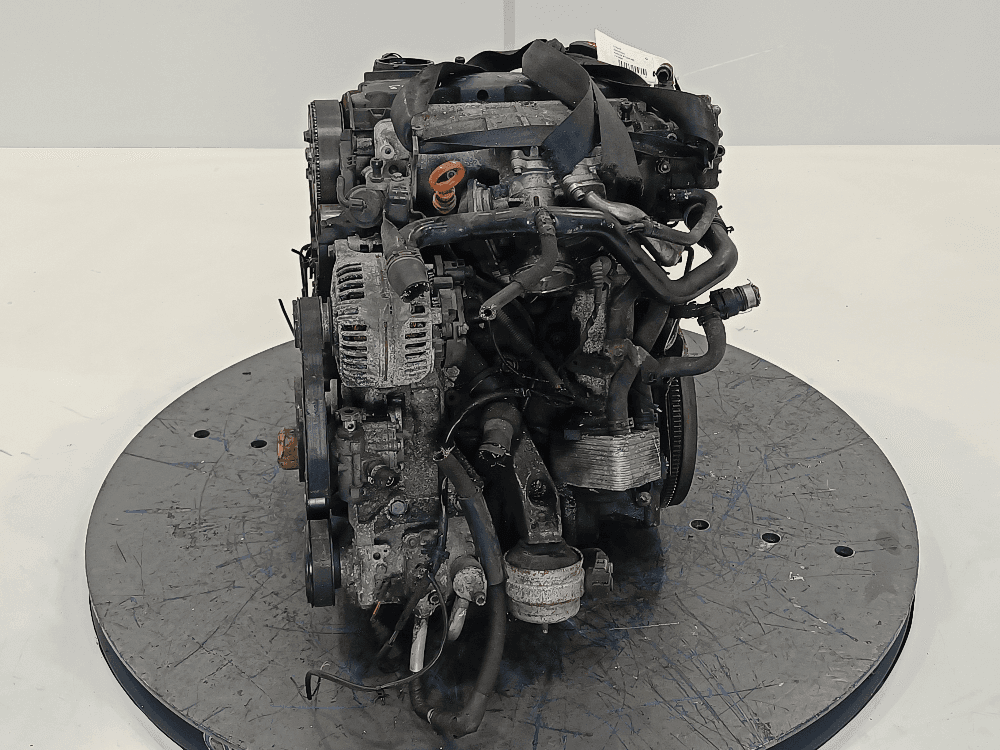 Двигатель к Audi A4 B7 (04-09)