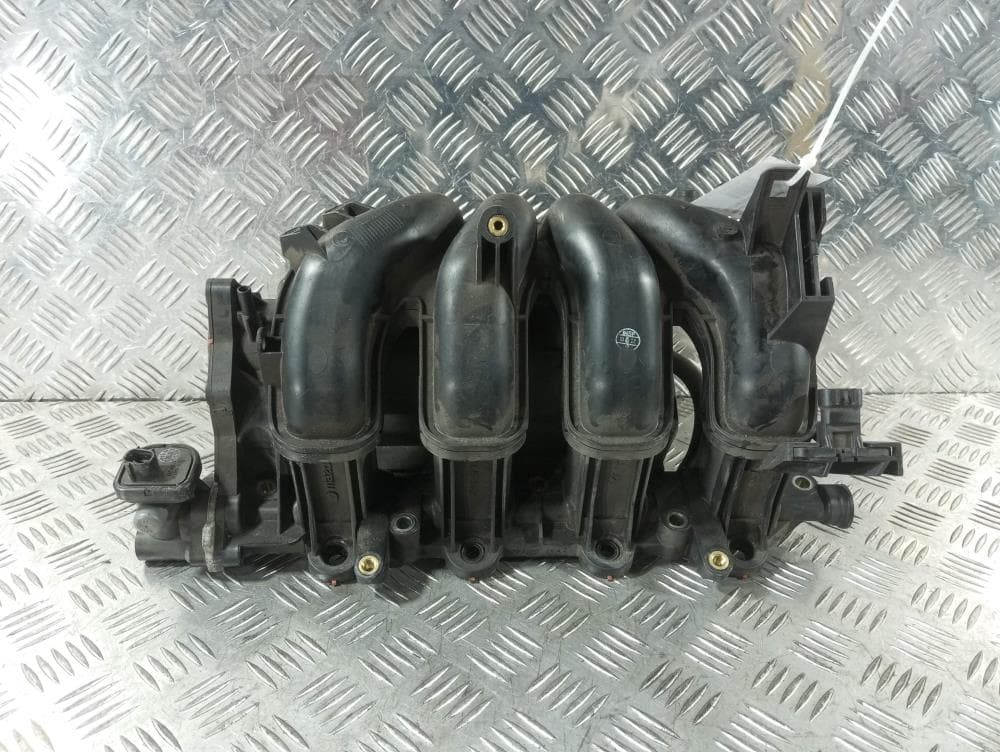 Коллектор впускной к Mazda 2 2 (07-10)