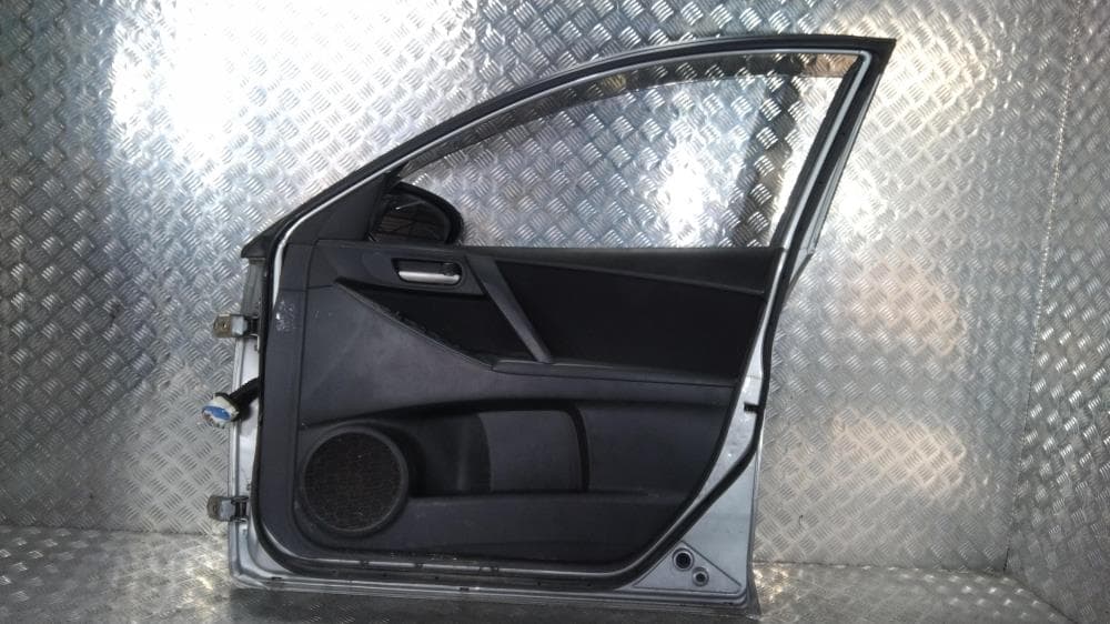 Дверь передняя правая к Mazda 3 BL (09-11)
