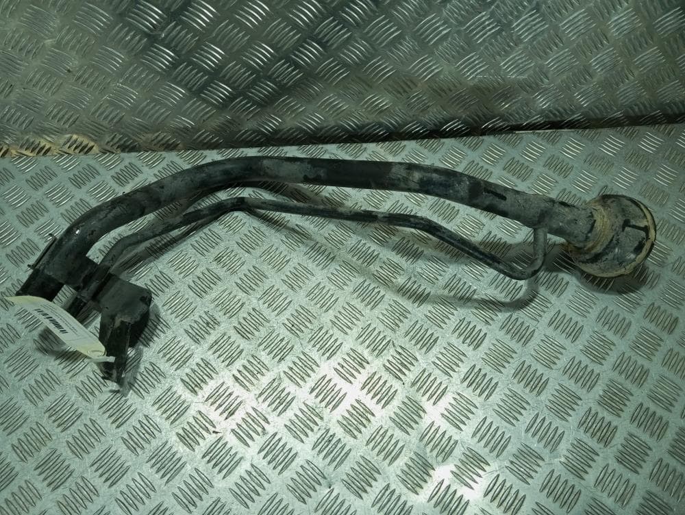 Горловина топливного бака к Nissan  Almera N16 Рестайлинг (03-06)