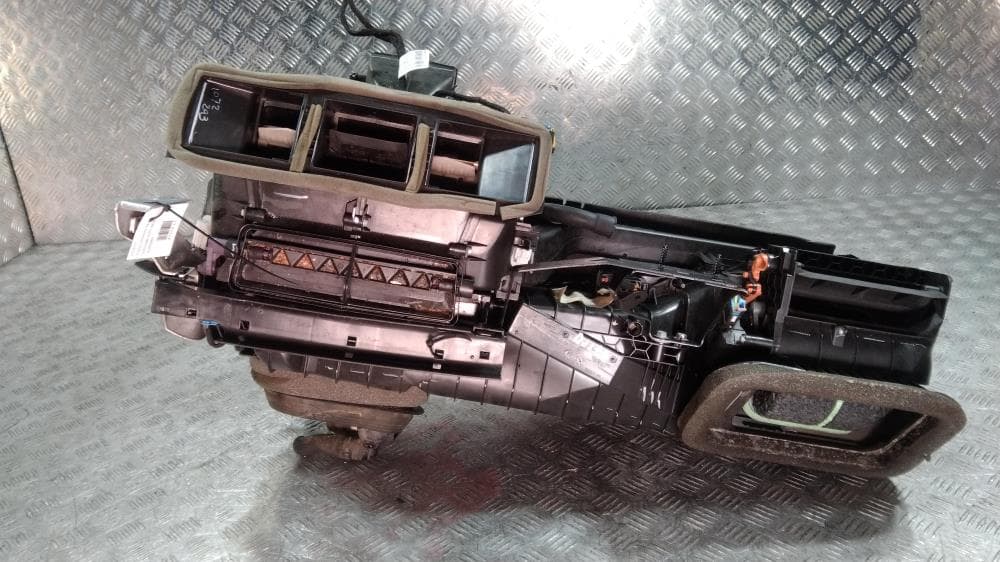 Корпус отопителя (печки) к Volkswagen Golf 5 (03-09)