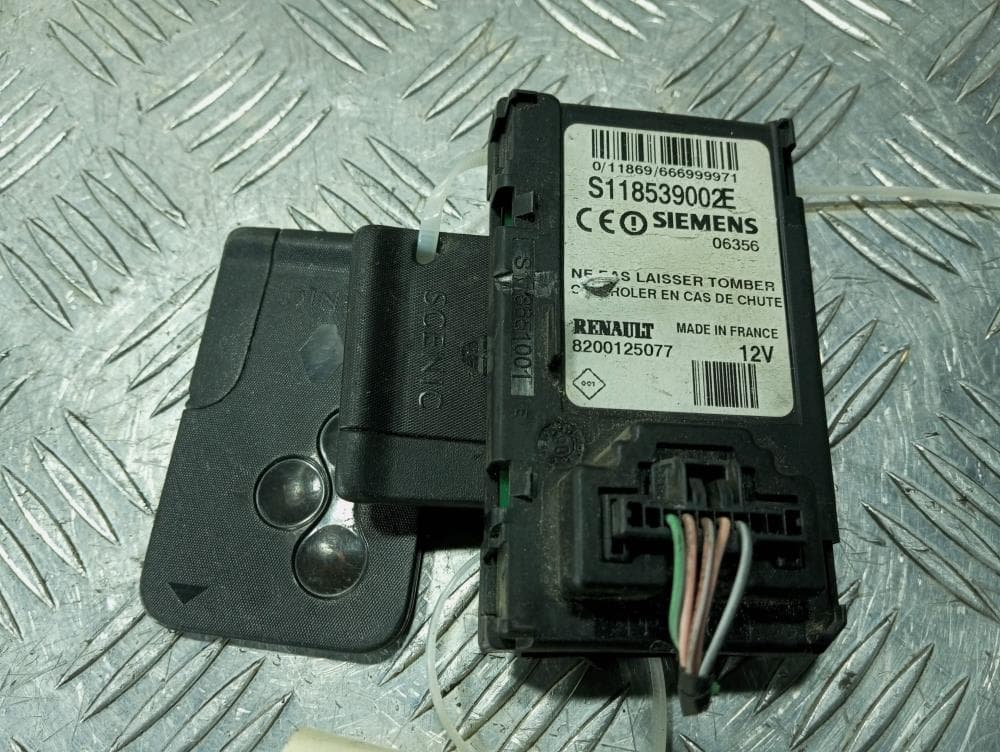 Замок зажигания к Renault Scenic 2 Рестайлинг (06-09)