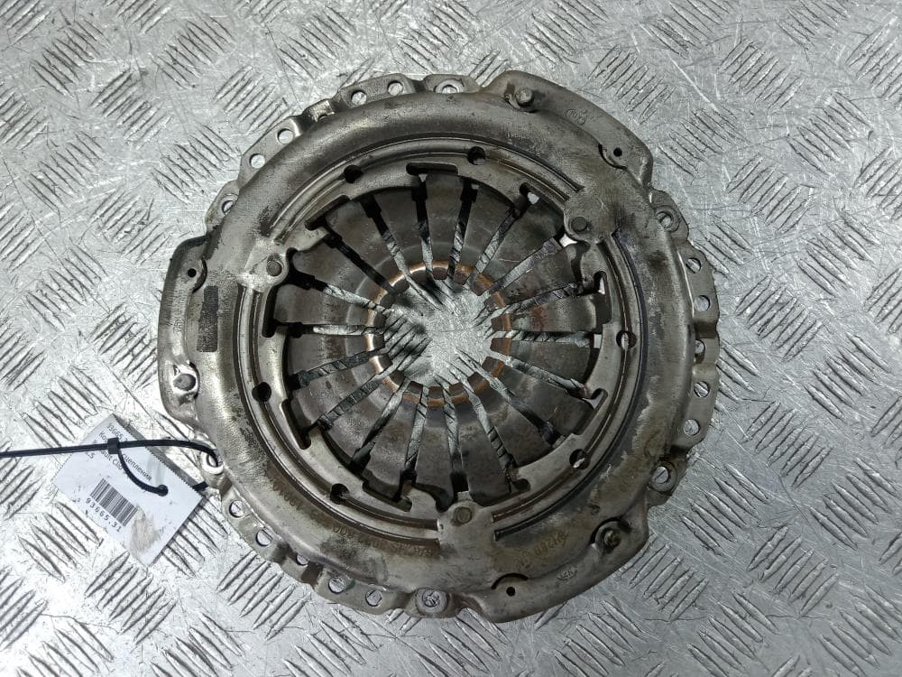 Корзина сцепления к Renault Clio 3 (05-09)