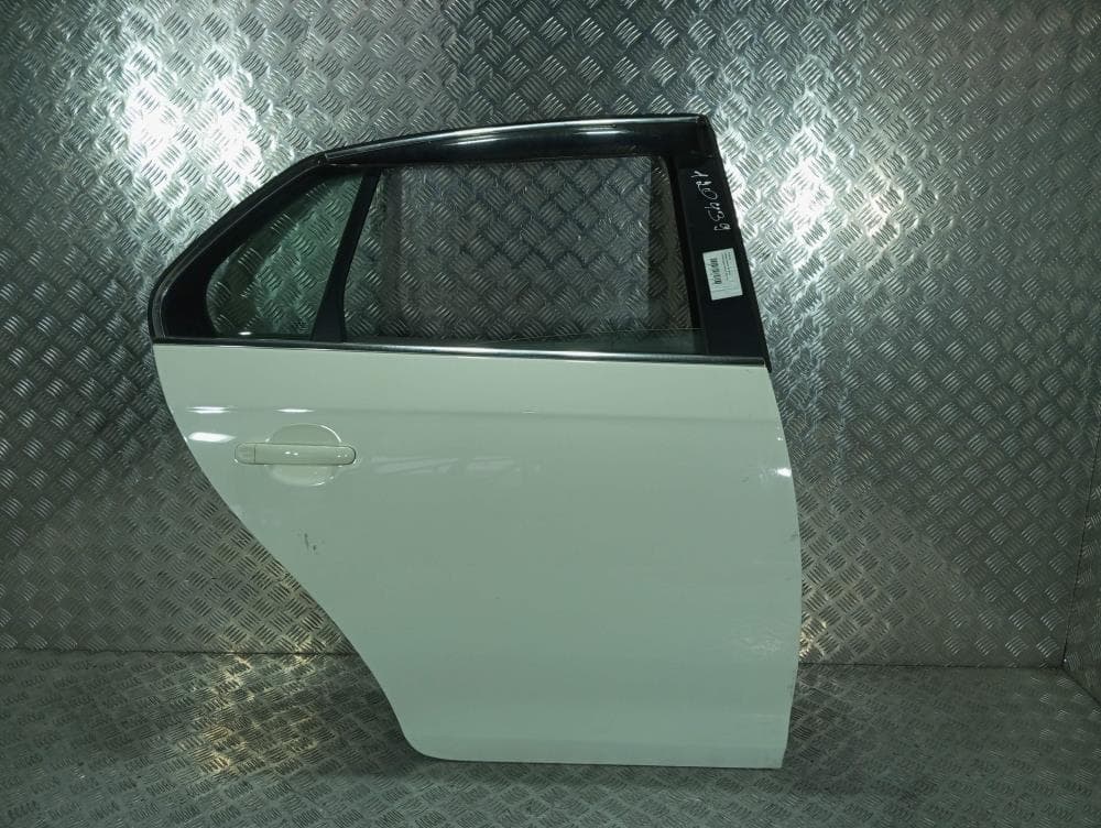 Дверь задняя правая к Volkswagen Jetta 5 (05-11)