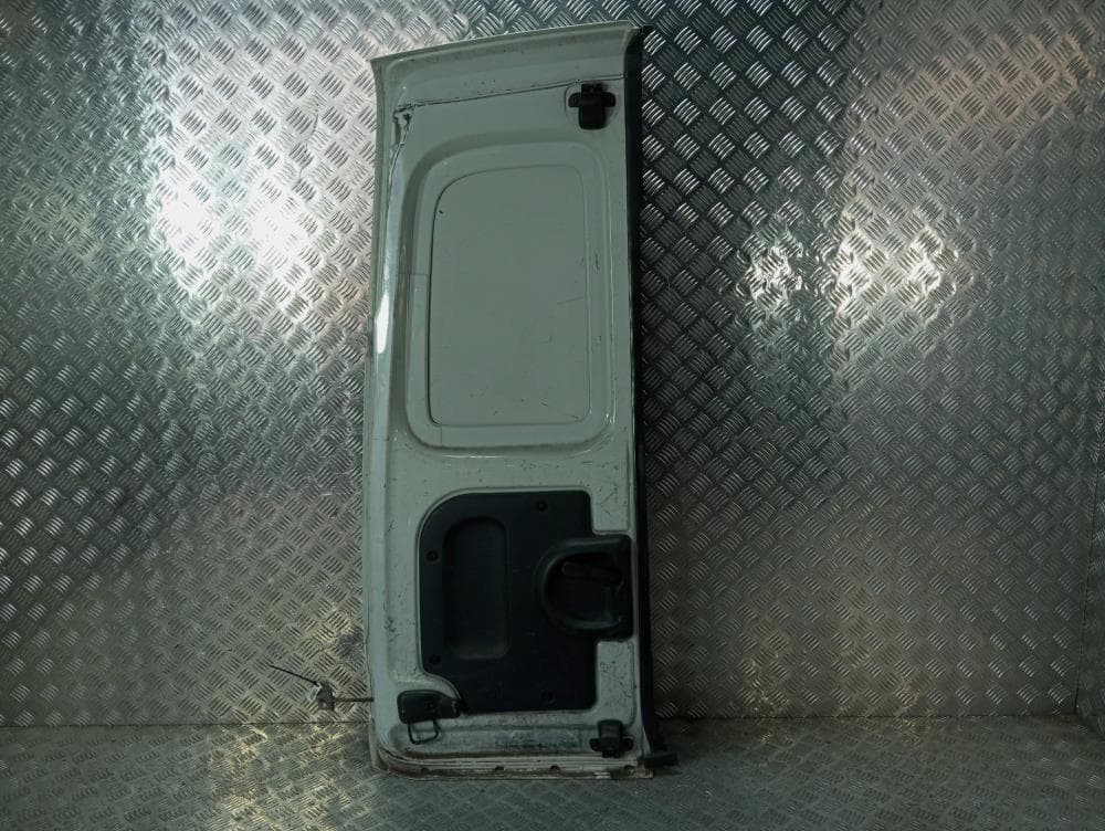Дверь задняя распашная правая к Renault Kangoo 1 (98-03)