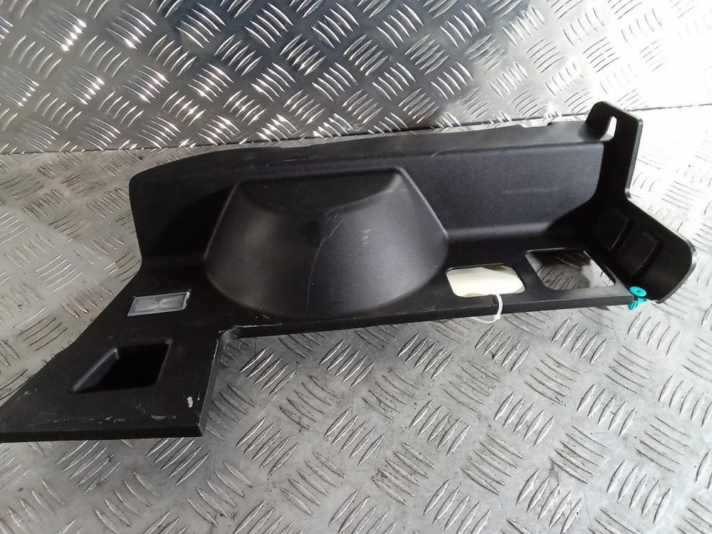 Обшивка багажника к Tesla Model X (15-21)