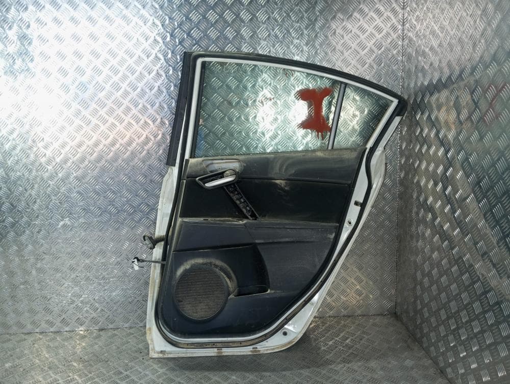 Дверь задняя правая к Mazda 3 BL (09-11)
